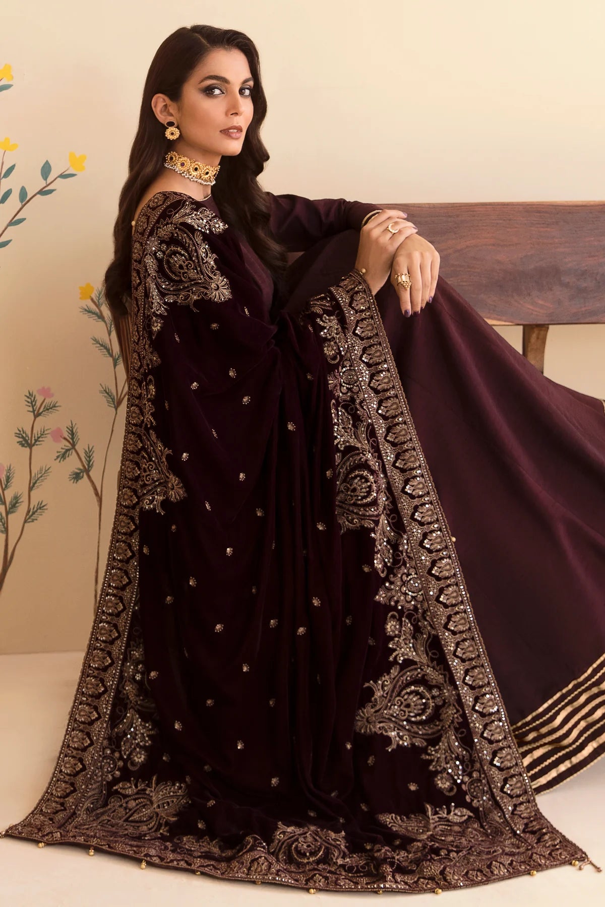 VELVET
EMBROIDERED VELVET FORMAL VF-2041