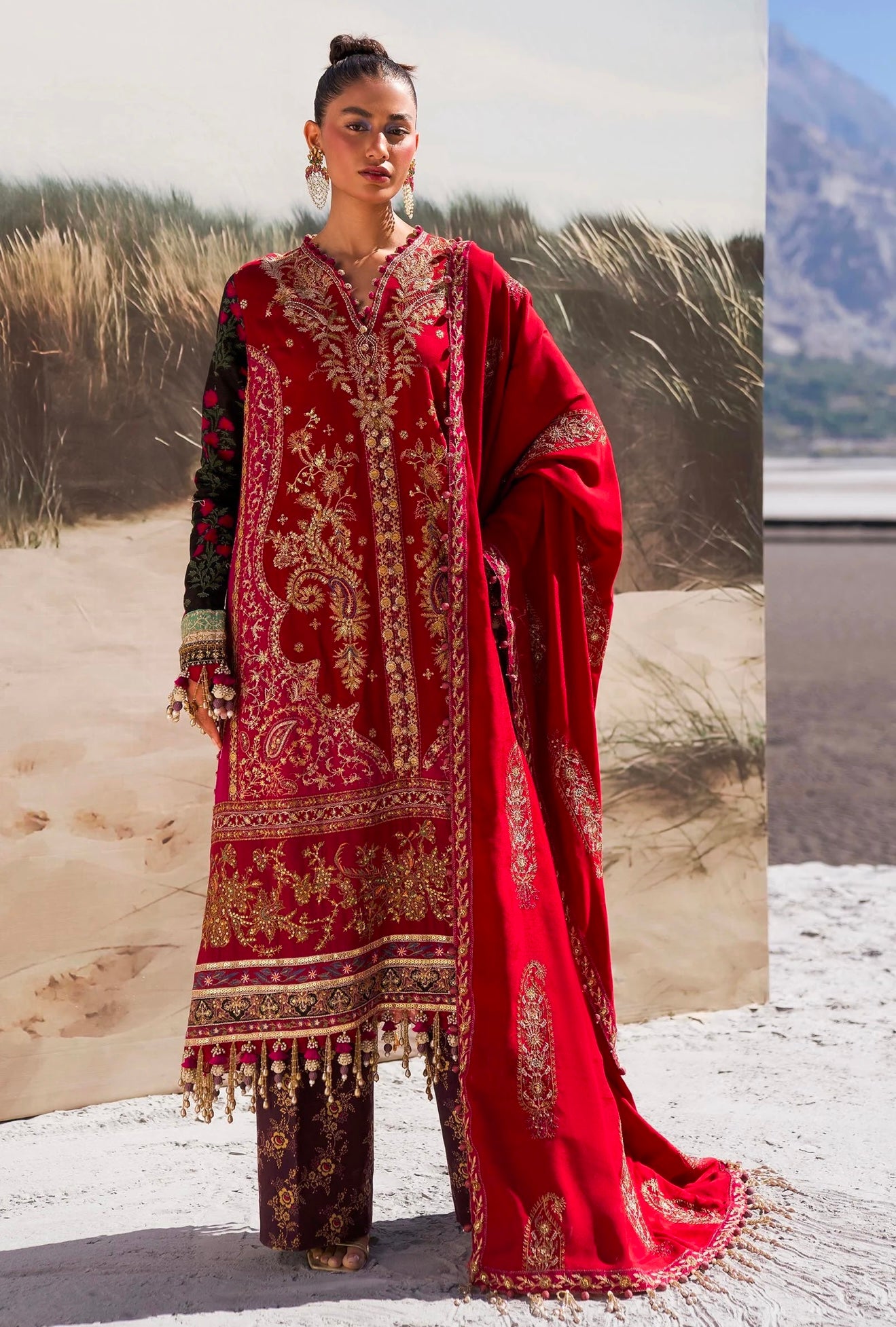 Winter Luxury-24’ S241-002A-3CP