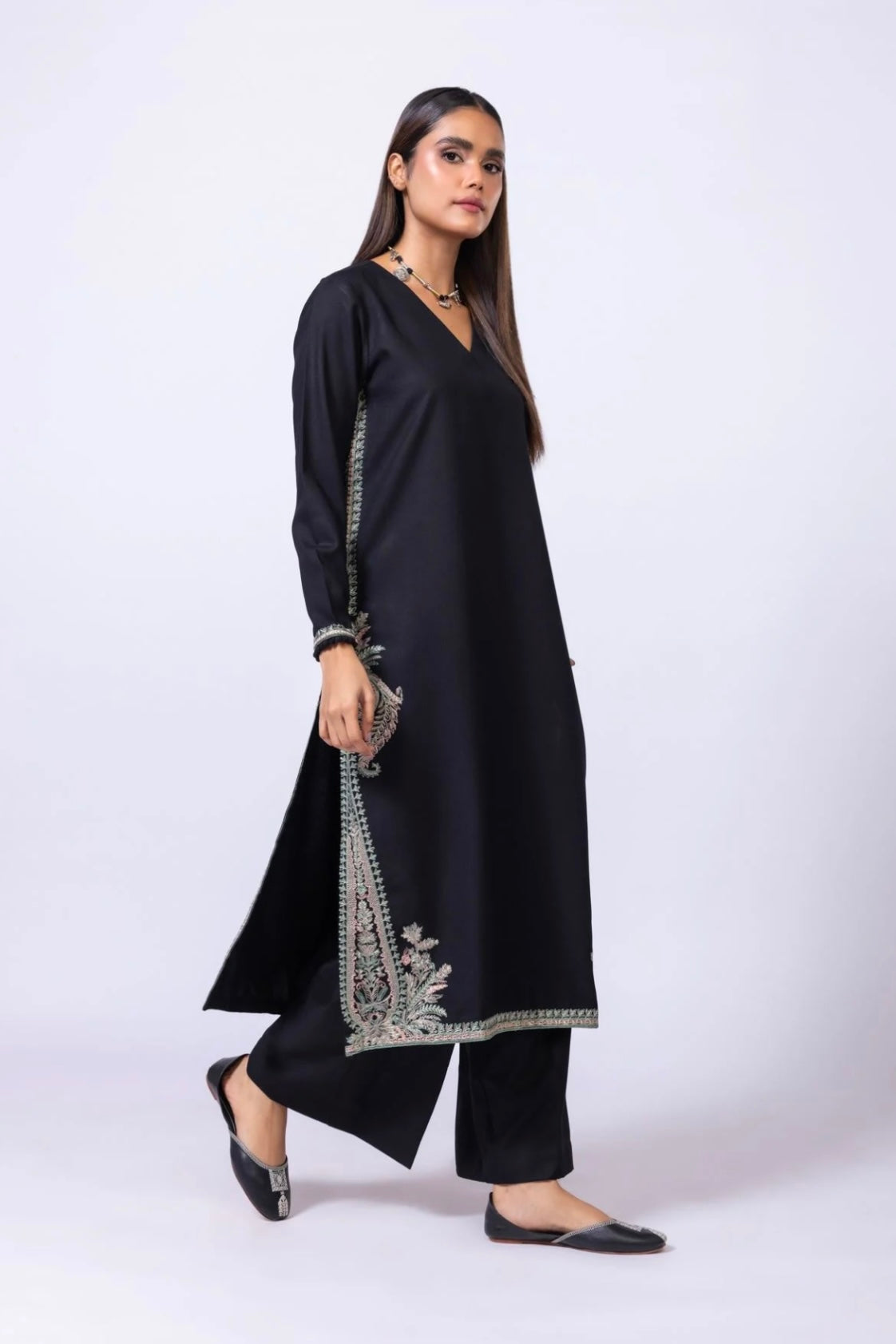 Embroidered | Poshak
Kurta