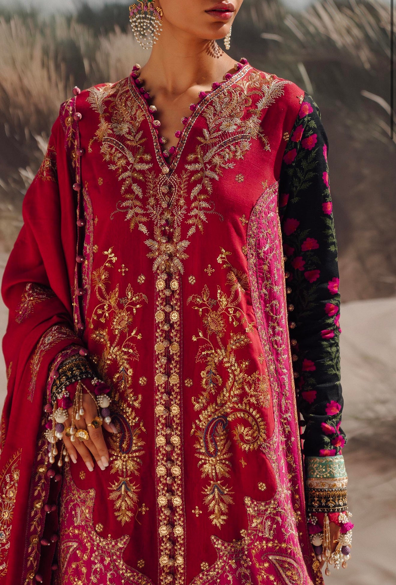Winter Luxury-24’ S241-002A-3CP