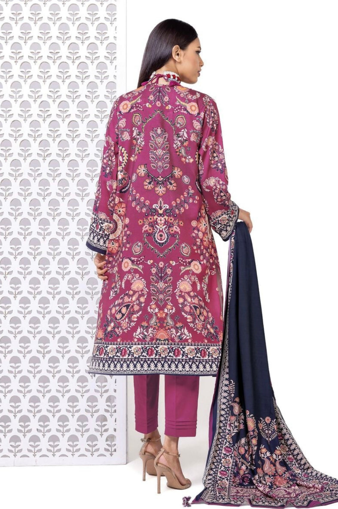 Printed | Marina Twill
Tailored 3 Piece