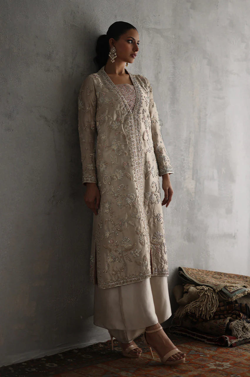 Zeenat Formals  - Sangtara