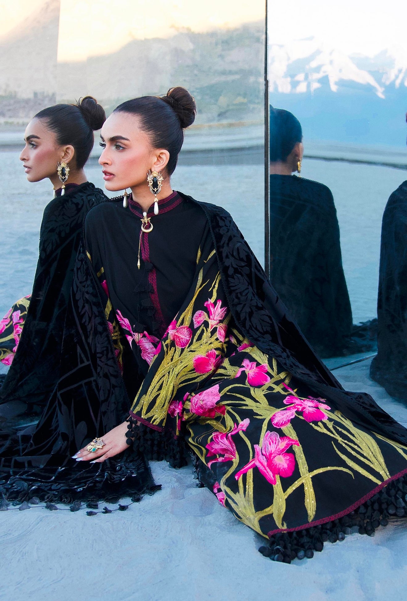 Winter Luxury-24’ S241-003A-3CP