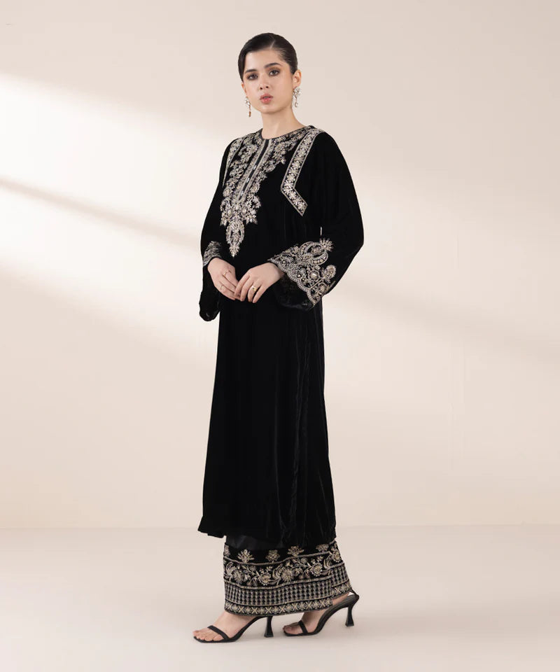 2 PIECE - EMBROIDERED VELVET SUIT