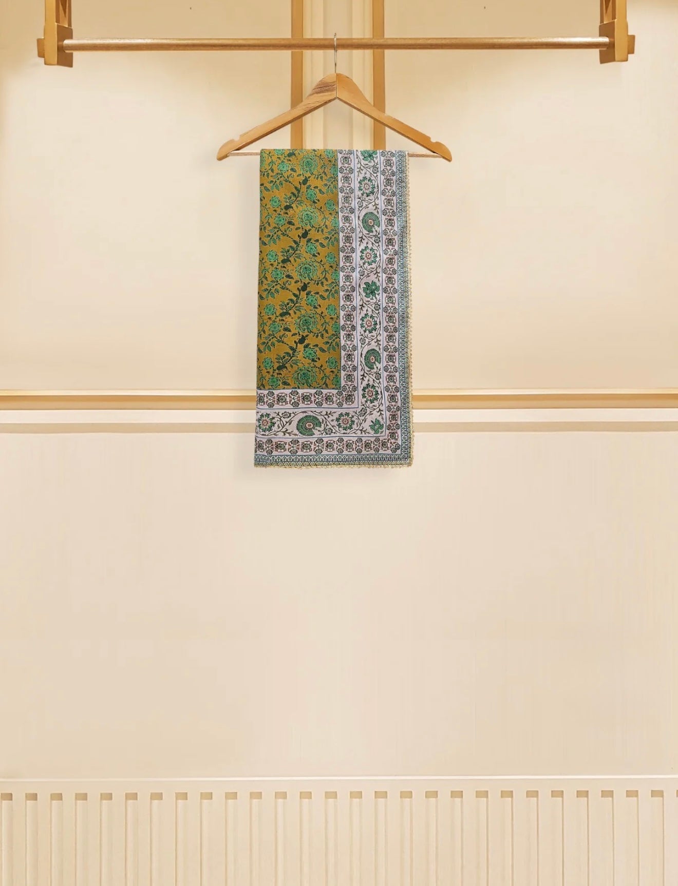 (Unstitched) 3 Piece - Pure Printed Cambric Suit FF2125