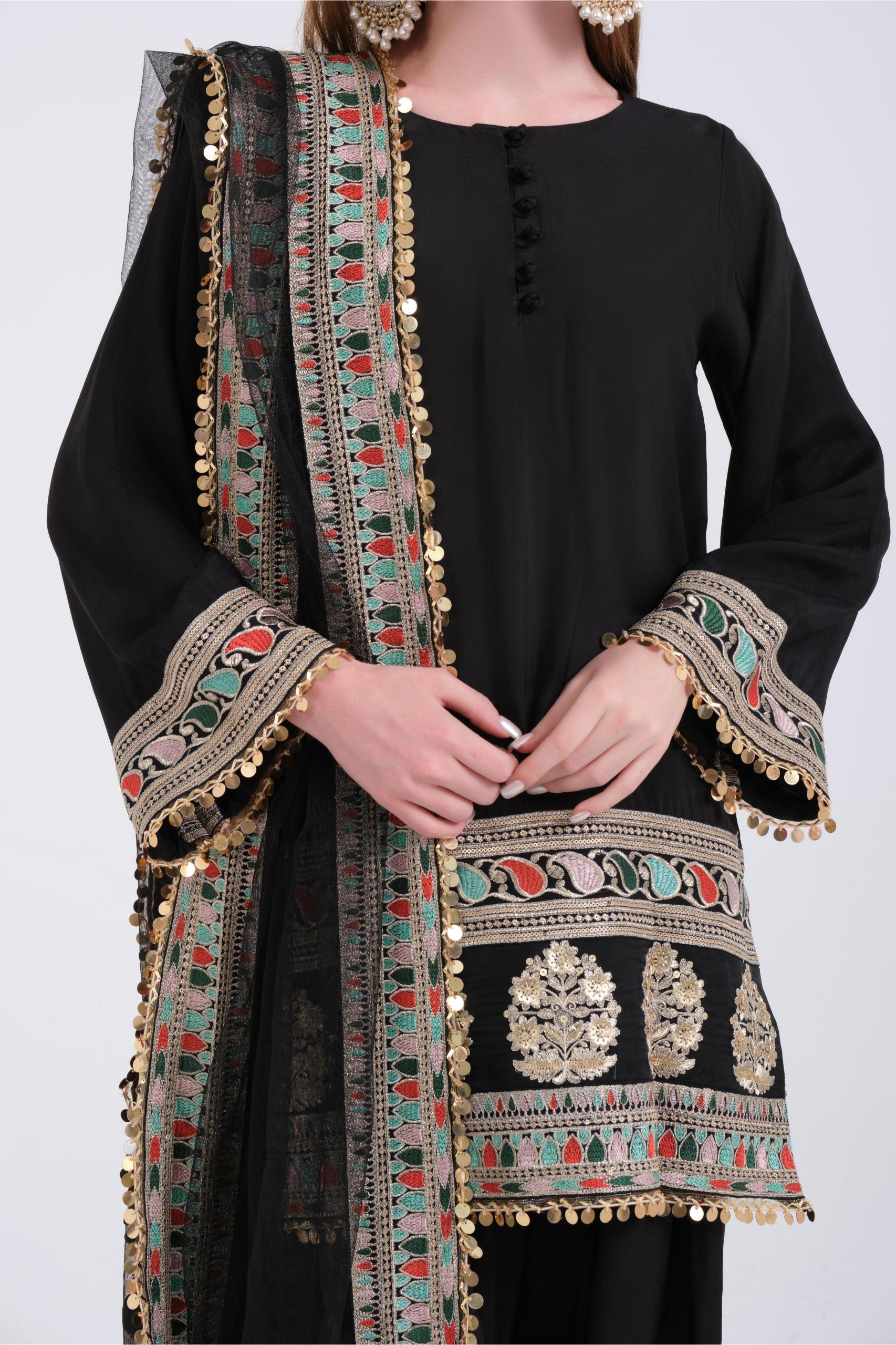 16570-BLACK